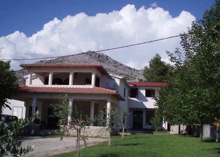 Neven Paklenica Pensionat