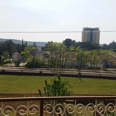 Konukevi Neven Paklenica Starigrad Paklenica